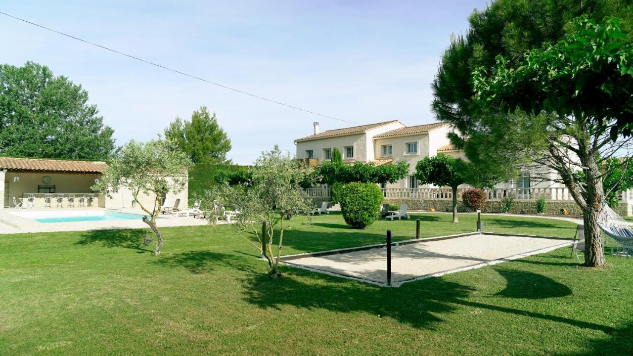 Chambres D'Hotes Le Saint Victor - Provence, Vaucluse 페른느 레 퐁텐느 외부 사진
